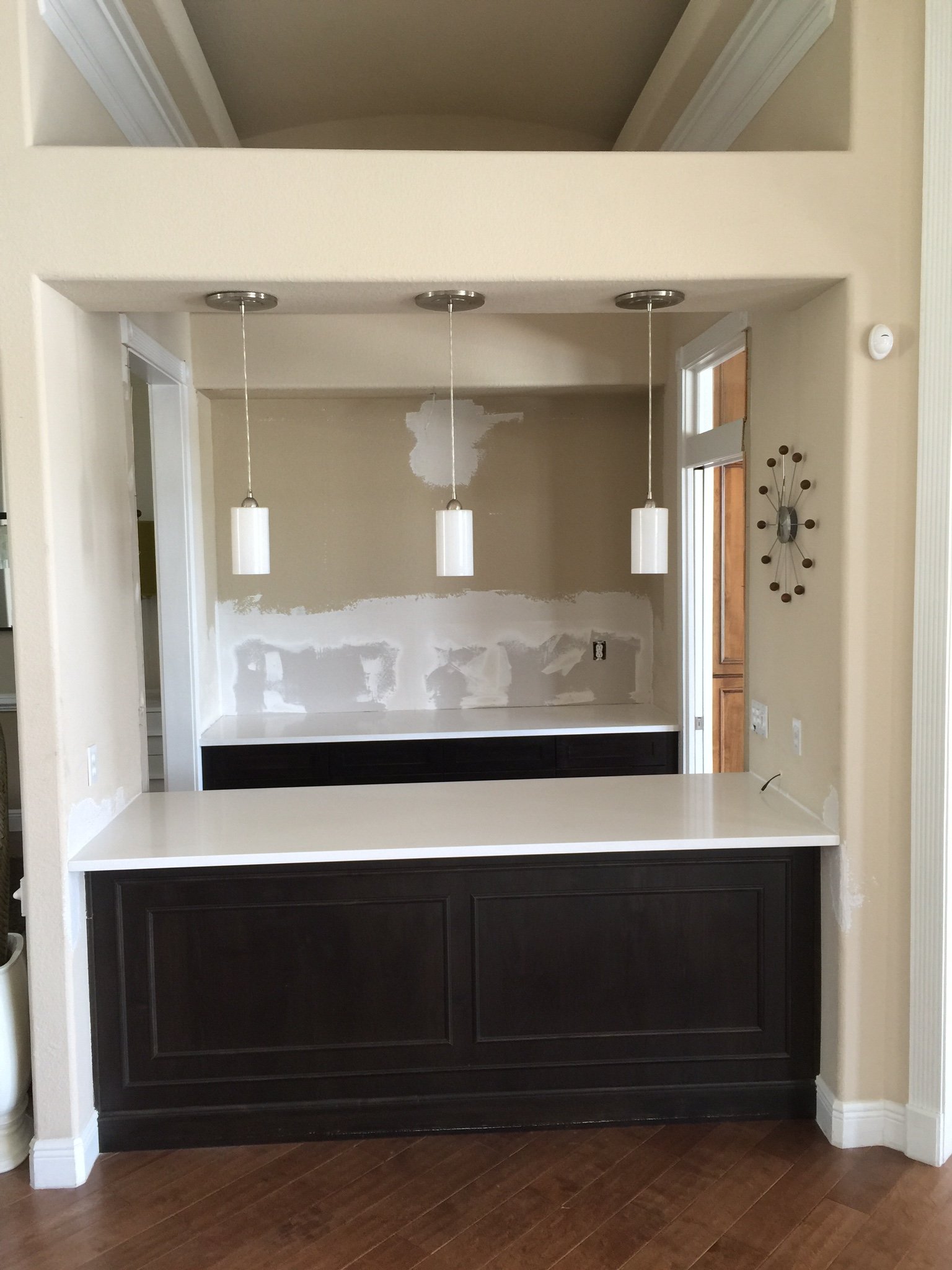 Custom Bar — slide 1