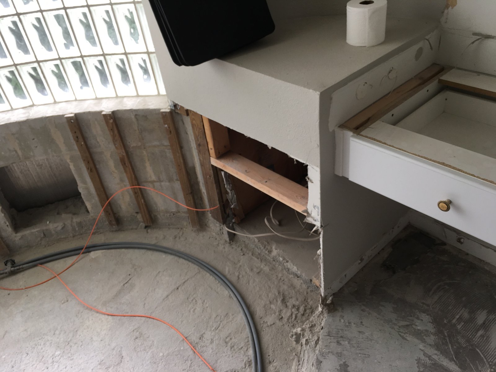 Master Bathroom — slide 2